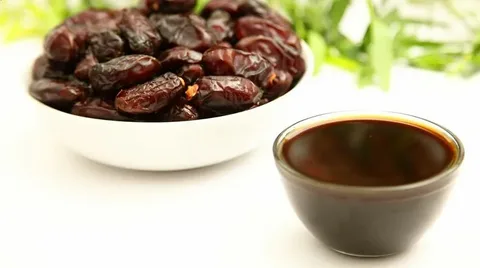تصویر 4 از قیمت خرید شیره خرما خالص + فروش ویژه